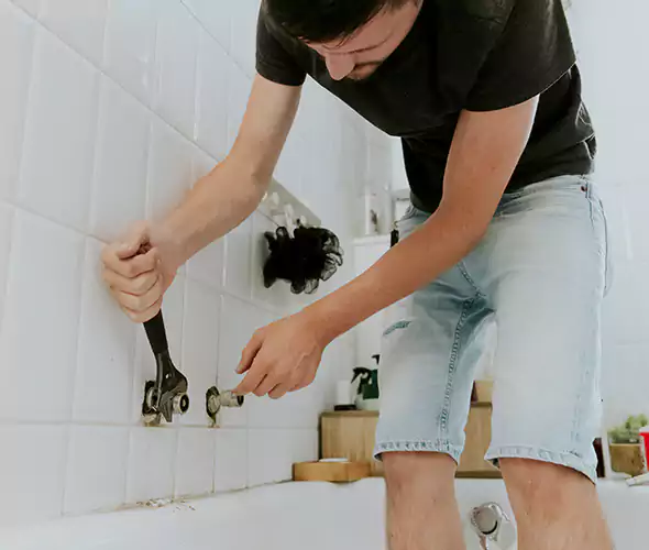 Affordable Bathtub Faucet Replacement in Kendall: Choose Experienced Local Technicians
