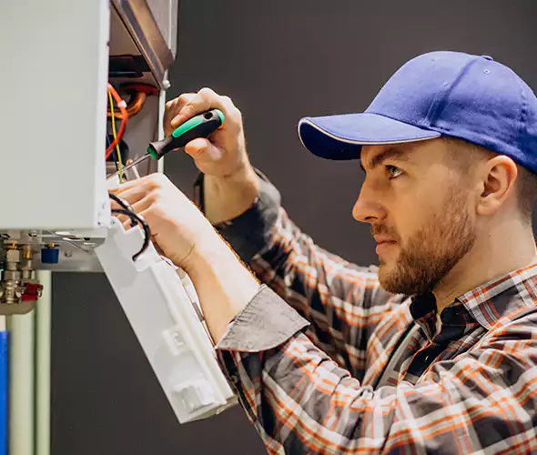 Expert Plumber for Tankless Water Heater Maintenance in Kendall, FL: Schedule Professional Maintenance Services with Us